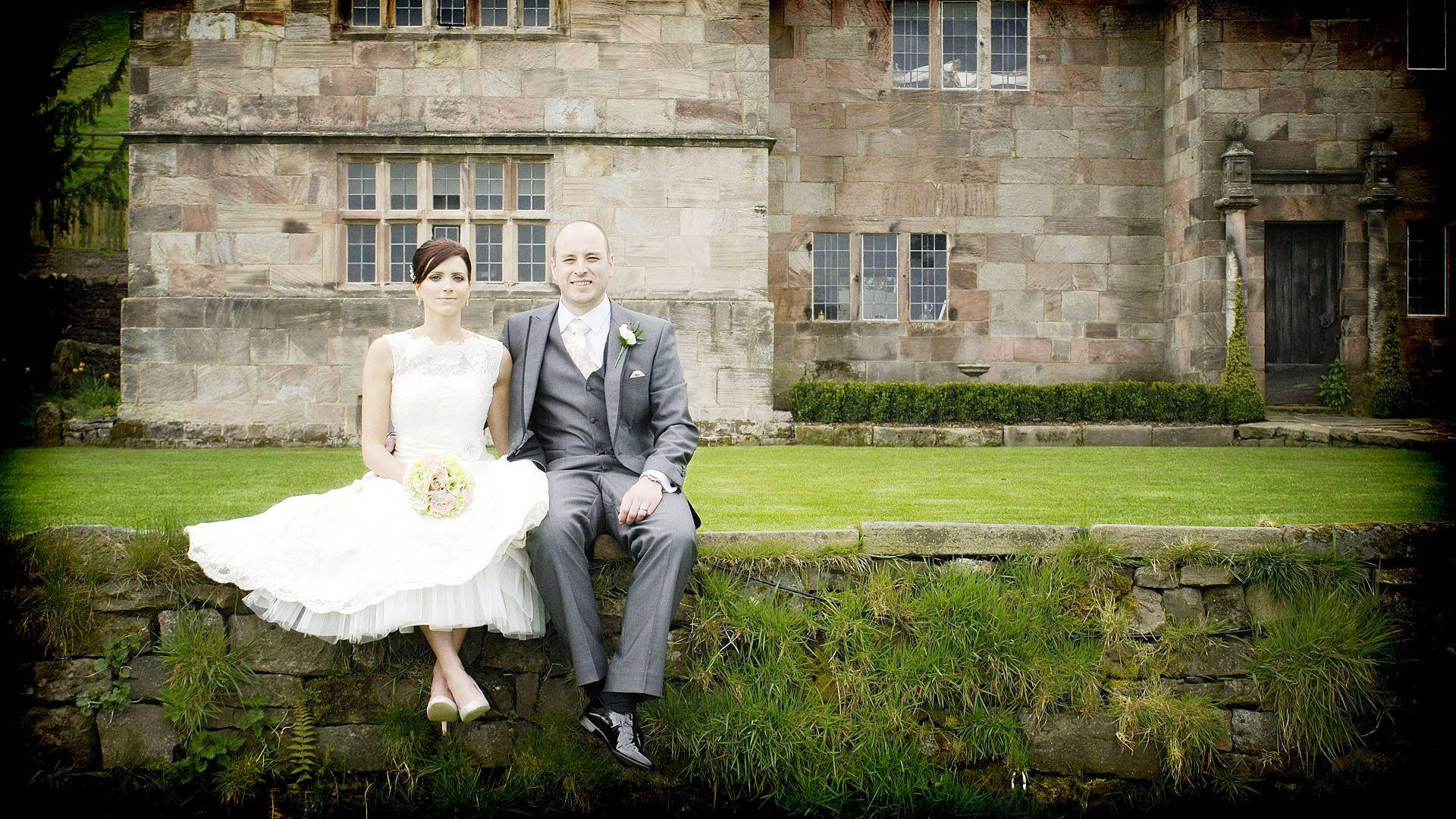 THE ASHES WEDDING PHOTOGRAPHER